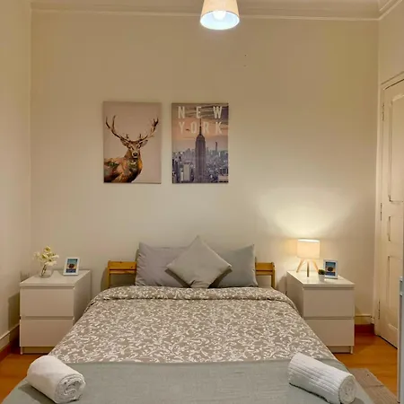 Lägenhet Spacious T3 For Groups In Vibrant Neighborhood Lisboa